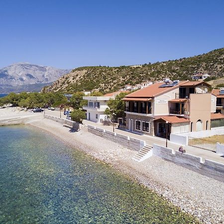 Amfilissos Hotel Koumeika Bagian luar foto